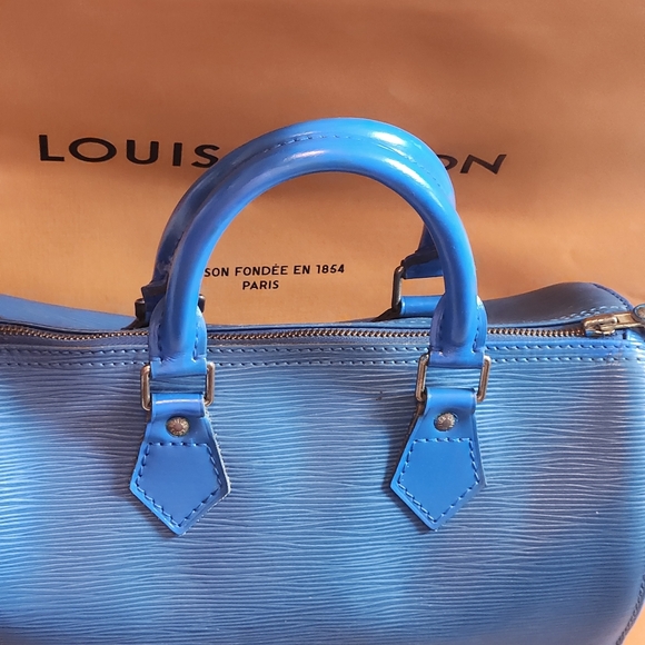 Authentic Louis Vuitton Speedy 30 VI1914 - Picture 10 of 17